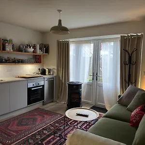 https://good-vibes.tophotelsbath.com