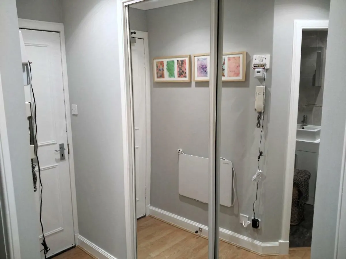 456Js Edinburgh Self-Catering Apartment 0*,  United Kingdom